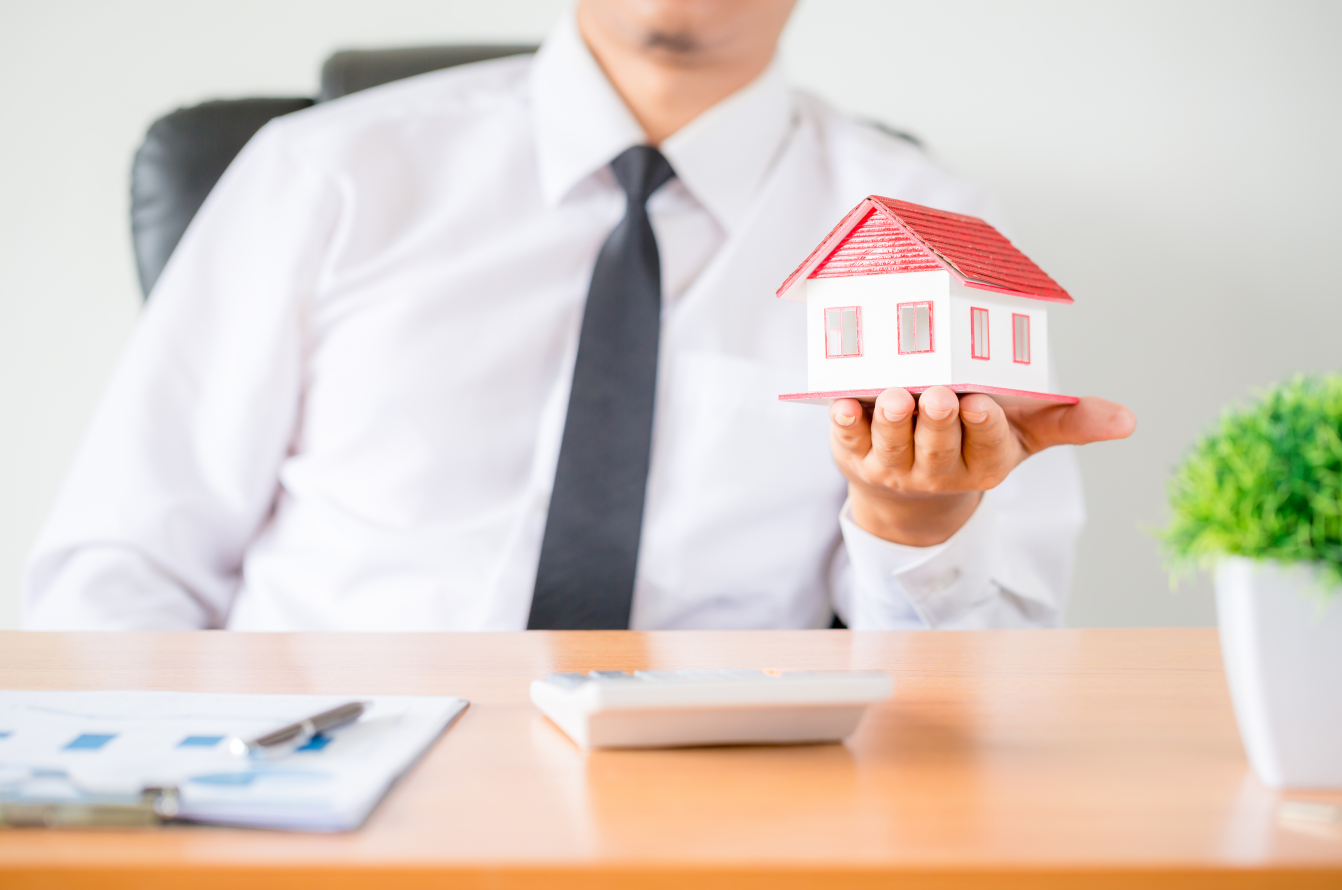 Financial Planning in Real Estate: A Guide for Buyers and Owners