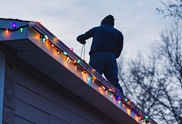 Holiday Safety Tips for Homeowners: A Real Estate Agent’s Practical Guide